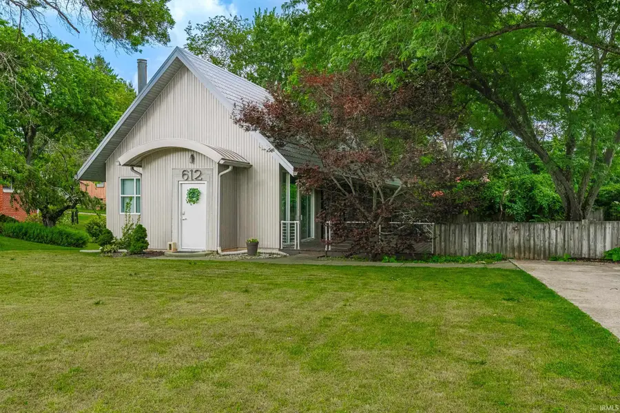 612 N Kerry Drive, Bloomington, IN 47408 - Image #2