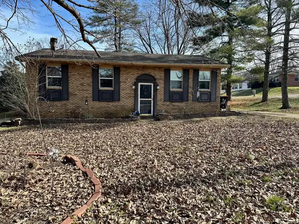 215 Hillcrest Drive, Newburgh, IN 47630