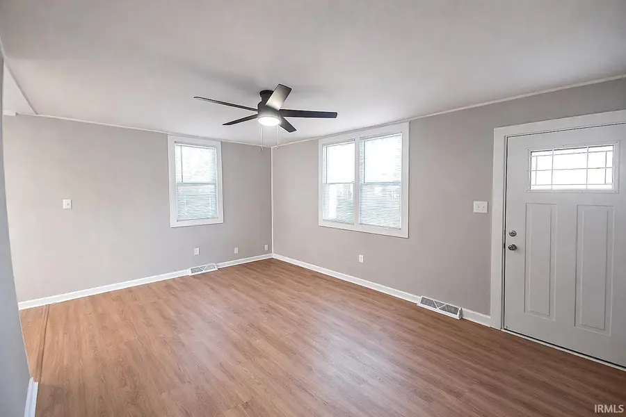 2701 S Rotherwood Avenue, Evansville, IN 47714 - Image #2