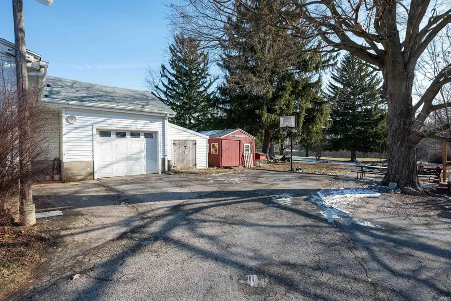 1085 E Tipton Street, Huntington, IN 46750 - Image #3