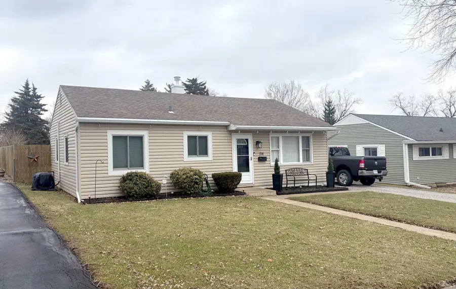 214 W Wharton Drive, Marion, IN 46952 - Image #2