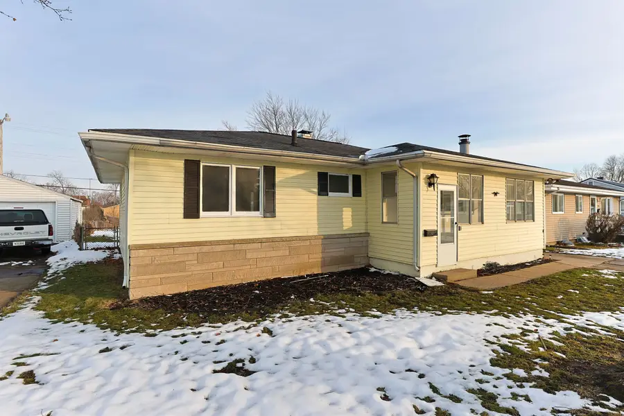 1228 Ironwood Drive, South Bend, IN 46617 - Image #2