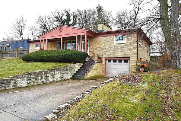 1317 Hedgewood Drive, Lafayette, IN 47904