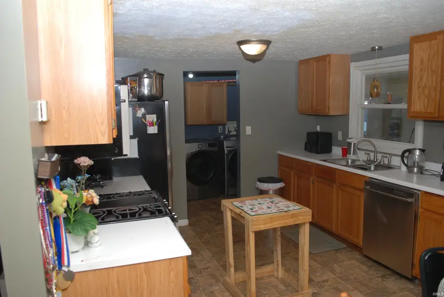 310 Indiana Avenue, Plymouth, IN 46563 - Image #2