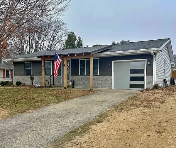 18 Lynwood Drive, Washington, IN 47501