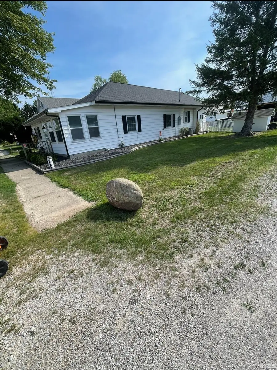 26 E Walnut Street, Onward, IN 46967 - Image #3