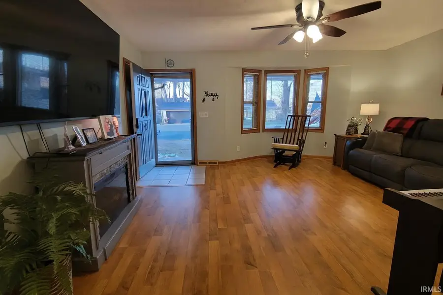 1720 Tanglewood Drive, Mount Vernon, IN 47620 - Image #2