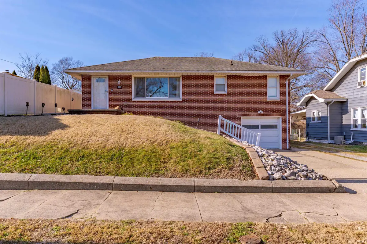 315 S Gibson Street, Princeton, IN 47670 - Image #1