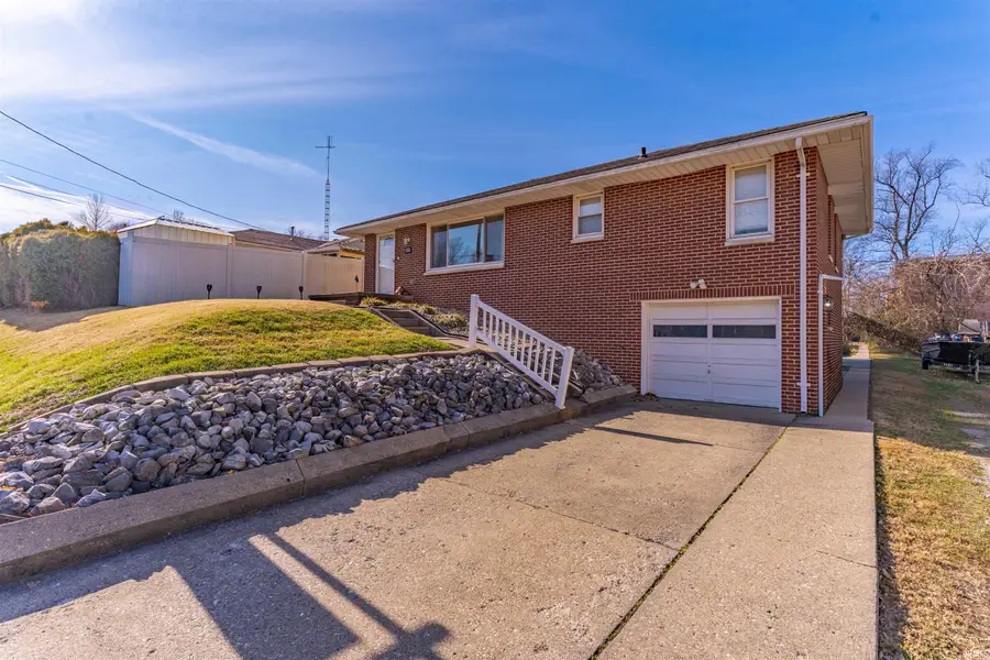 315 S Gibson Street, Princeton, IN 47670 - Image #3