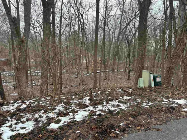 703 Triple Crown Road, Mishawaka, IN 46544