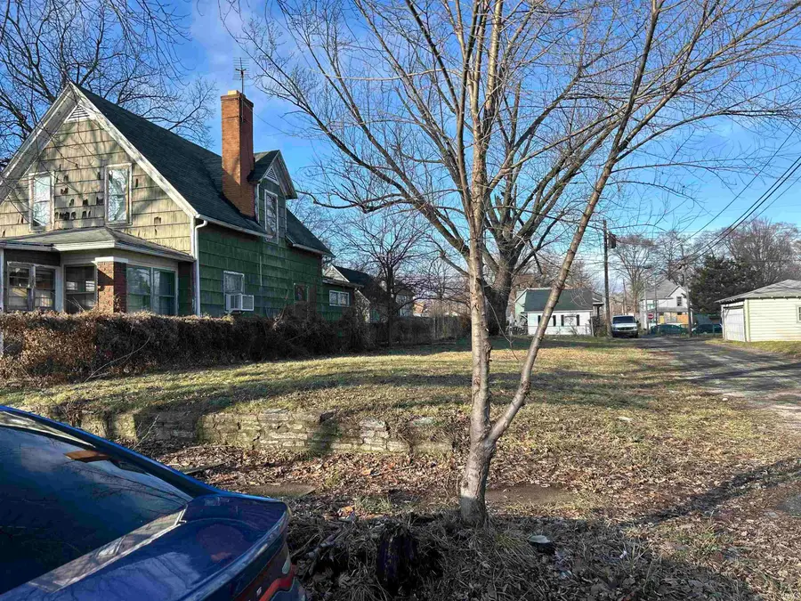 321 E Bowman Street, South Bend, IN 46613 - Image #3