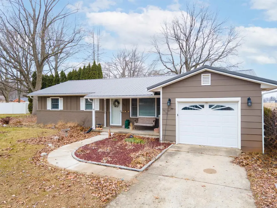 509 Nancy Drive, Sweetser, IN 46987 - Image #2