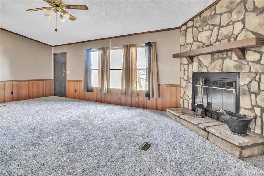 8450 Bald Knob Road, Mount Vernon, IN 47620 - Image #2