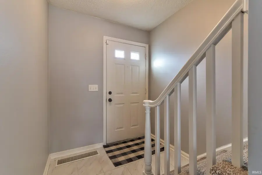 122 Hampton Drive, Evansville, IN 47715 - Image #3