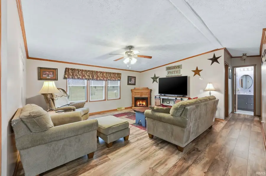 1936 E Paige Road, Columbia City, IN 46725 - #2
