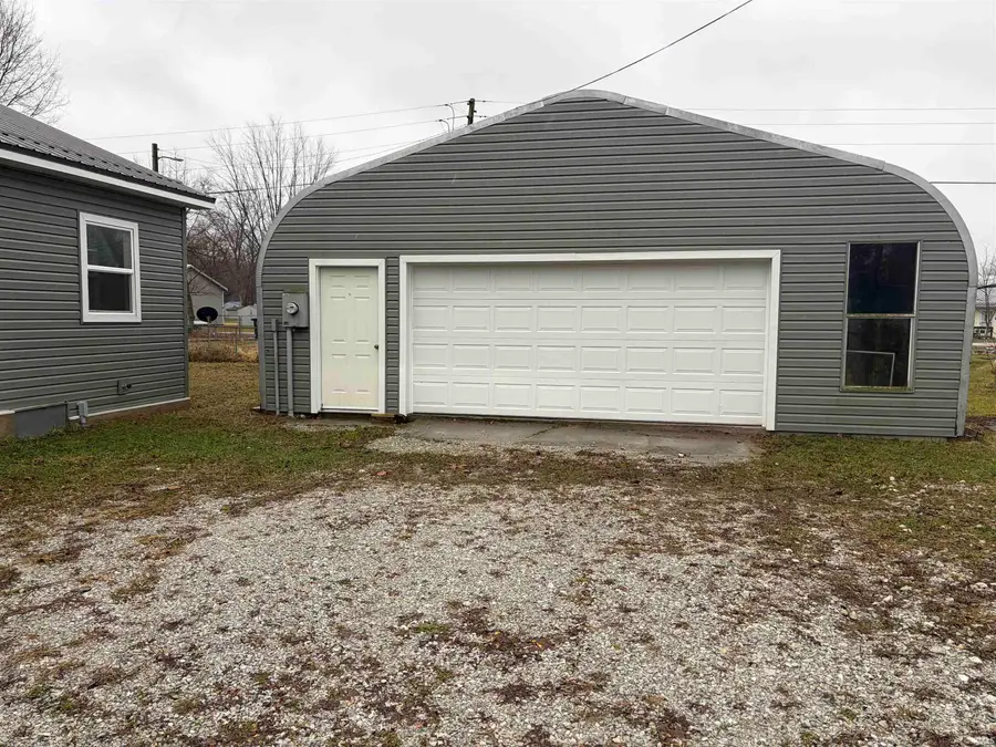 4567 W B Drive, Albion, IN 46701 - Image #2