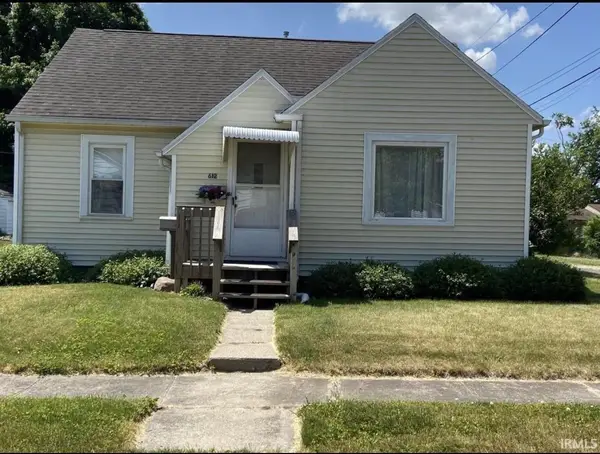 612 Russell Street, Kendallville, IN 46755