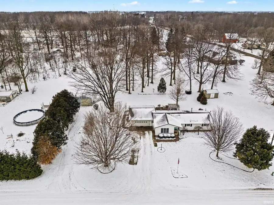 19508 County Road 146 Road, New Paris, IN 46553 - Image #2