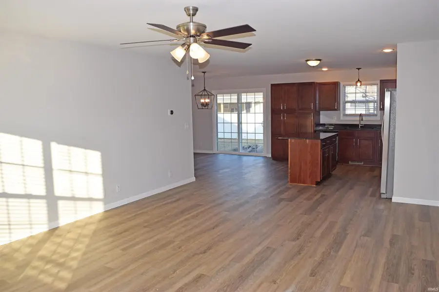 1852 Sandal Way, Newburgh, IN 47630 - Image #2