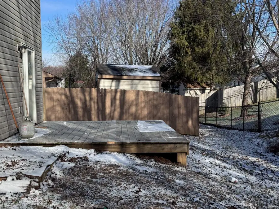 527 S Cobblestone Court, Bloomington, IN 47403 - Image #2