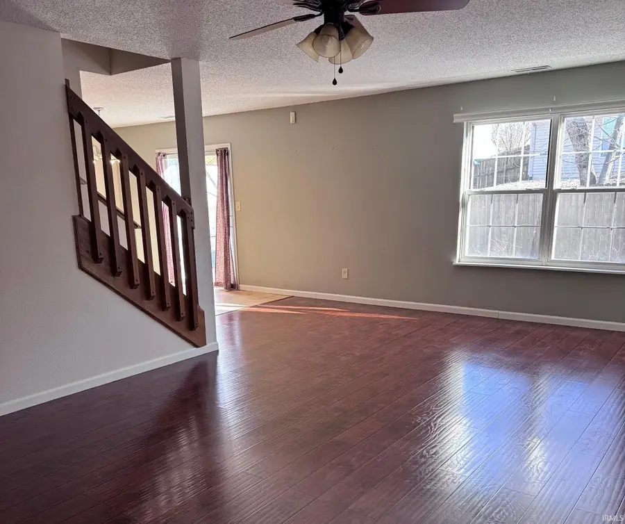 527 S Cobblestone Court, Bloomington, IN 47403 - Image #3