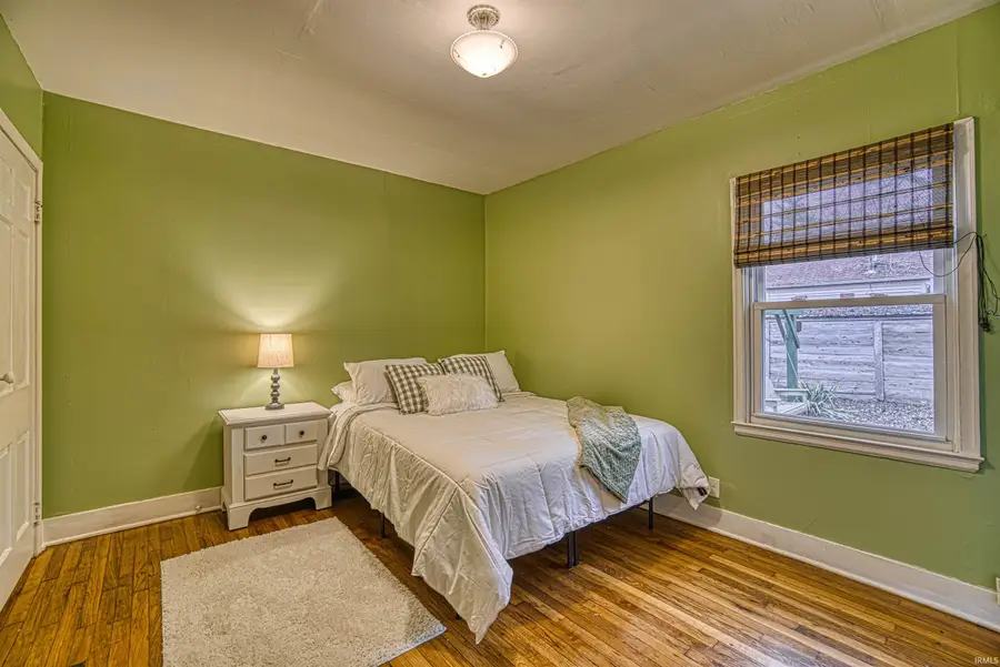 1 Yorkshire Drive, Newburgh, IN 47630 - #3