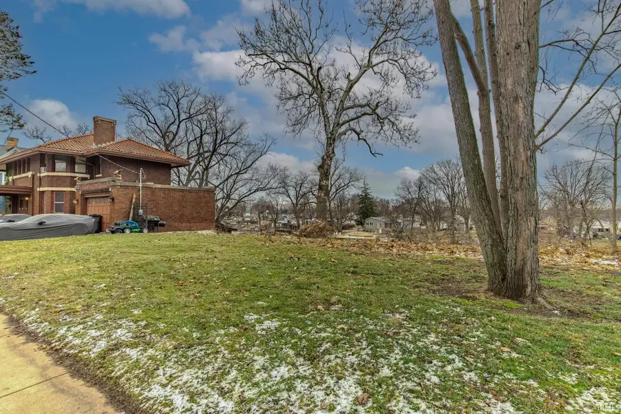 750 N Riverside Drive, Elkhart, IN 46514 - Image #2