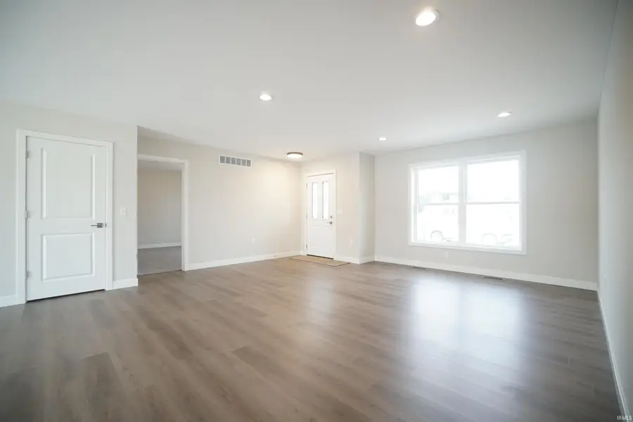 420 N Eastfield Circle, Milford, IN 46542 - #3