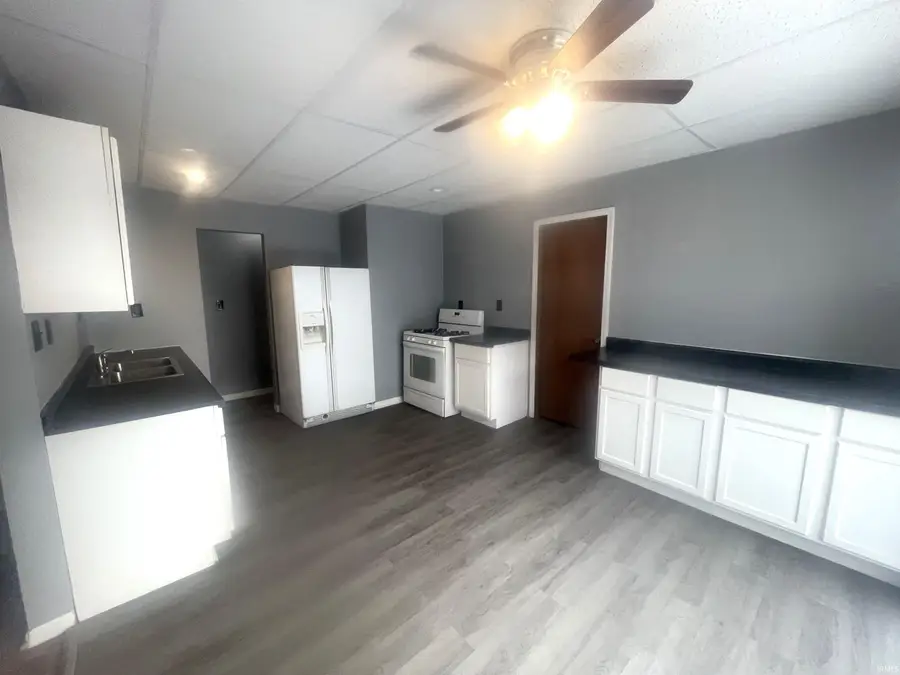 920 Michigan Avenue Street, Logansport, IN 46947 - Image #2