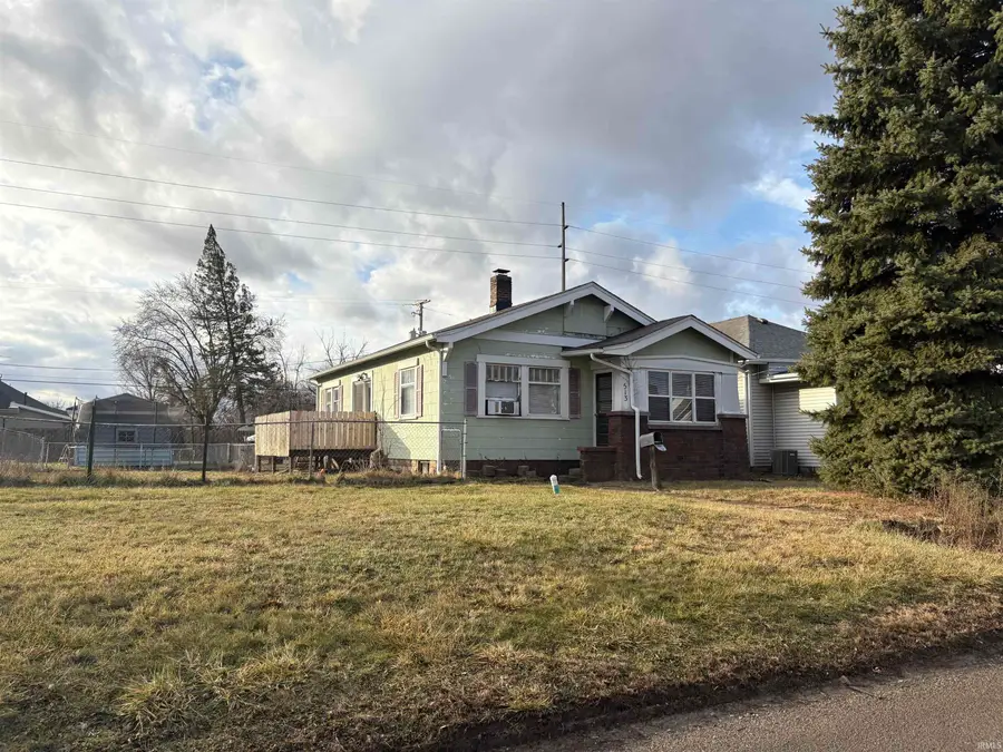 513 E Centennial Avenue, Muncie, IN 47303 - Image #2