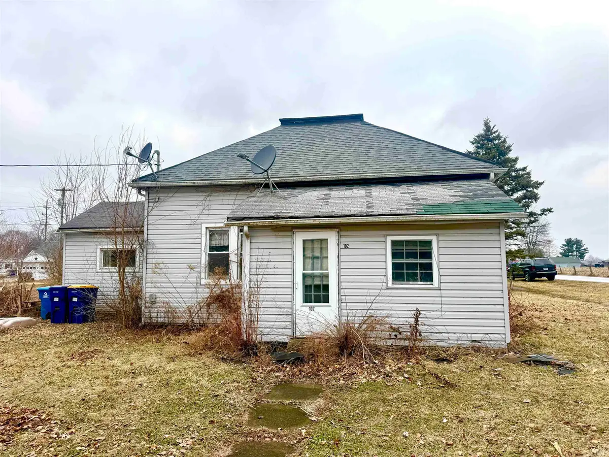 102 W Harrison Street, Converse, IN 46919 - Image #1