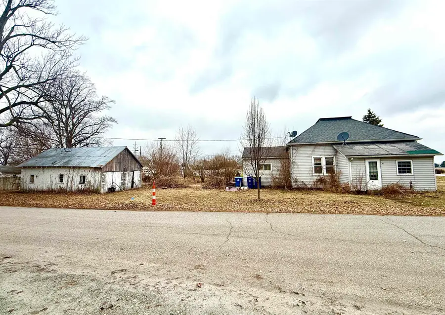 102 W Harrison Street, Converse, IN 46919 - Image #3