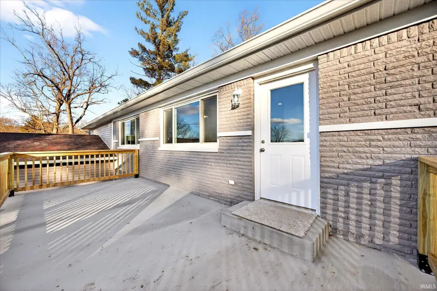 576 N Hartstrait Road, Bloomington, IN 47404 - Image #2