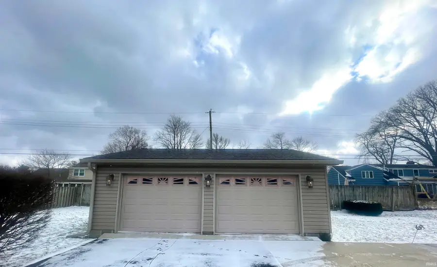 3107 W Beechwood Avenue, Muncie, IN 47304 - Image #2
