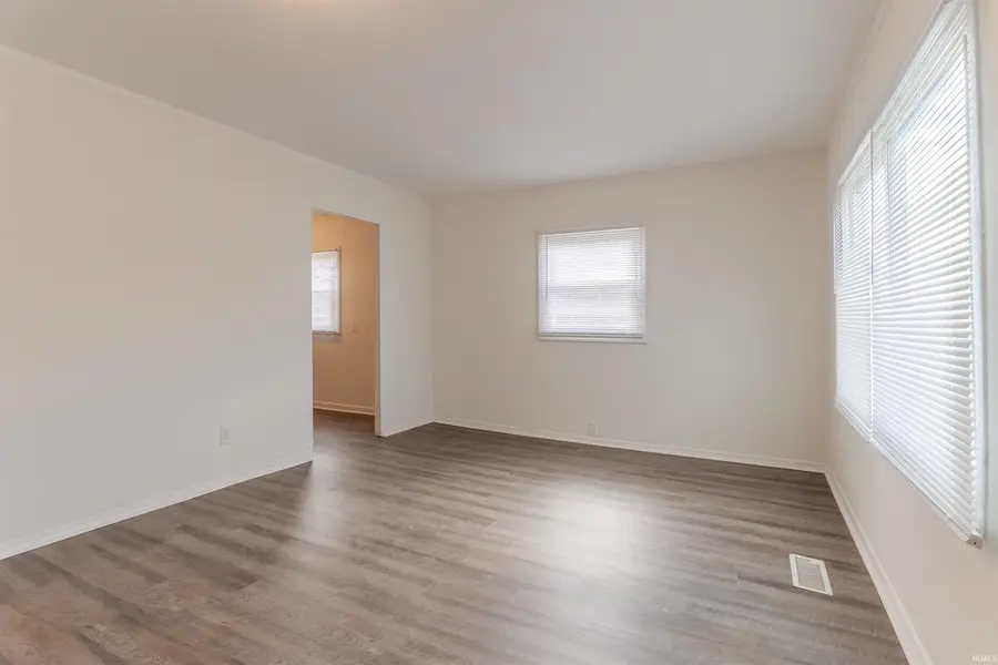 2423 2425 N Kerth Avenue, Evansville, IN 47711 - Image #3