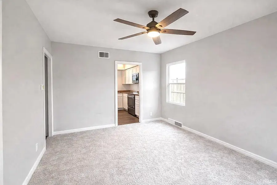 504 E Negley Avenue, Evansville, IN 47711 - #2