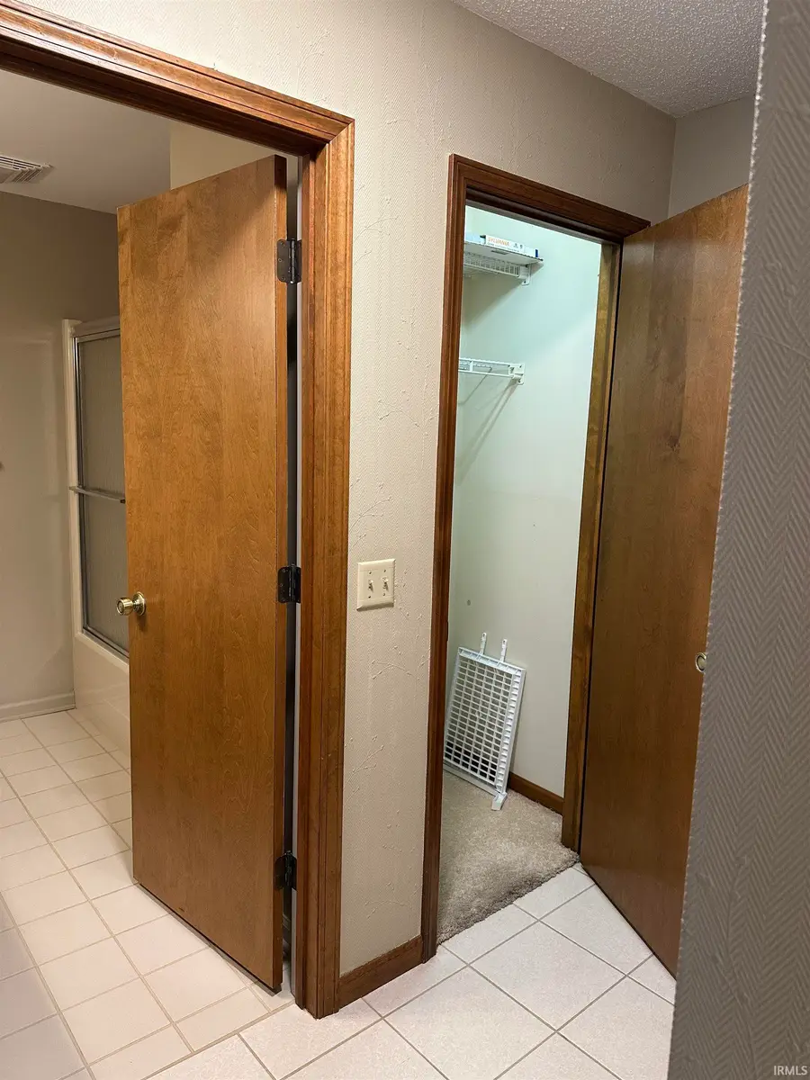 5717 Bayside Drive, Fort Wayne, IN 46815 - Image #3