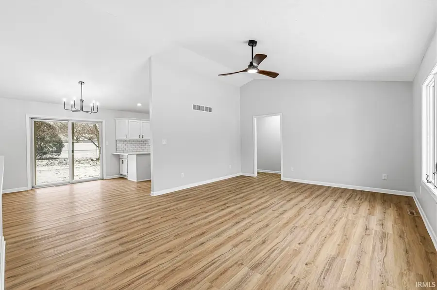 23113 Montrose Park Drive S, Elkhart, IN 46514 - Image #3