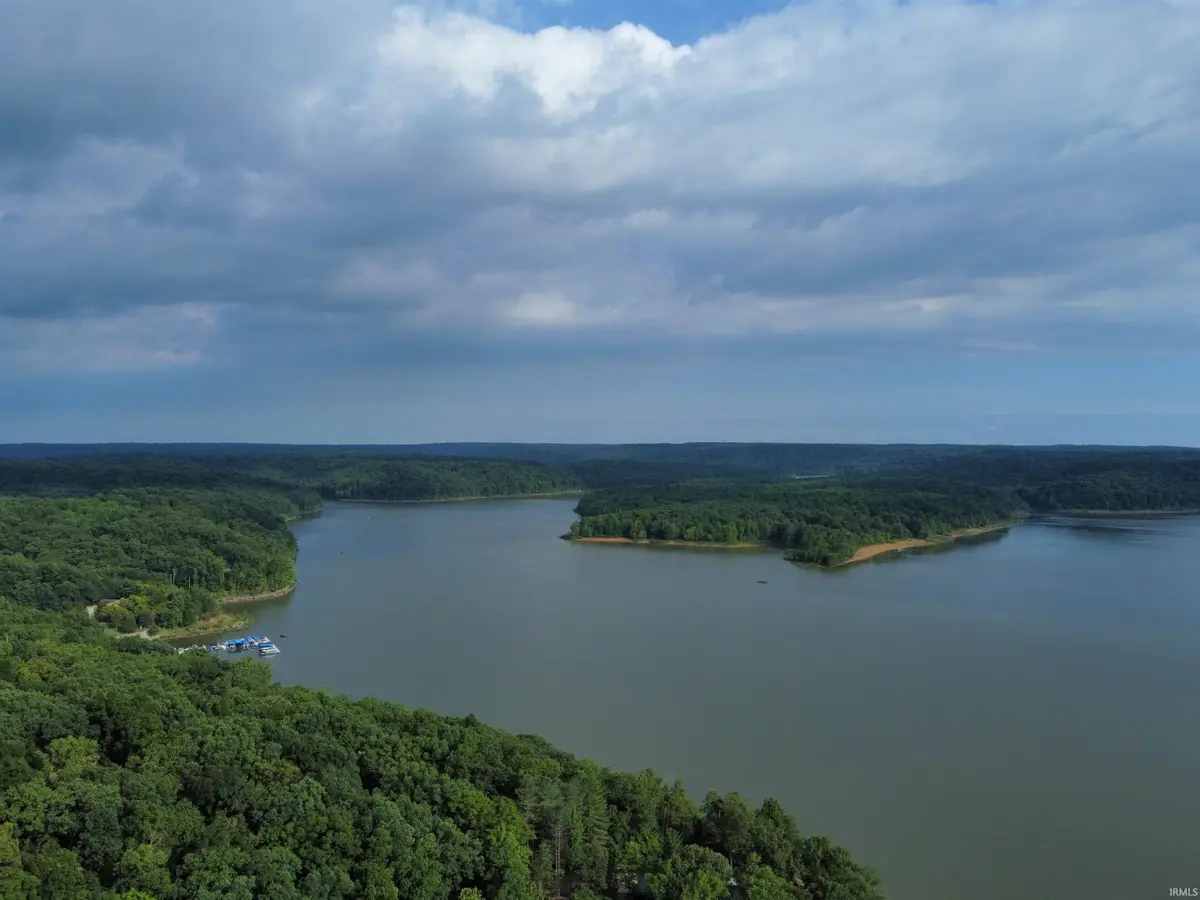 8608 E Bay Street, Nashville, IN 47448 - Image #1