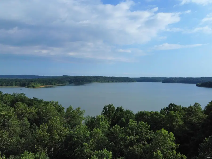 8608 E Bay Street, Nashville, IN 47448 - Image #2