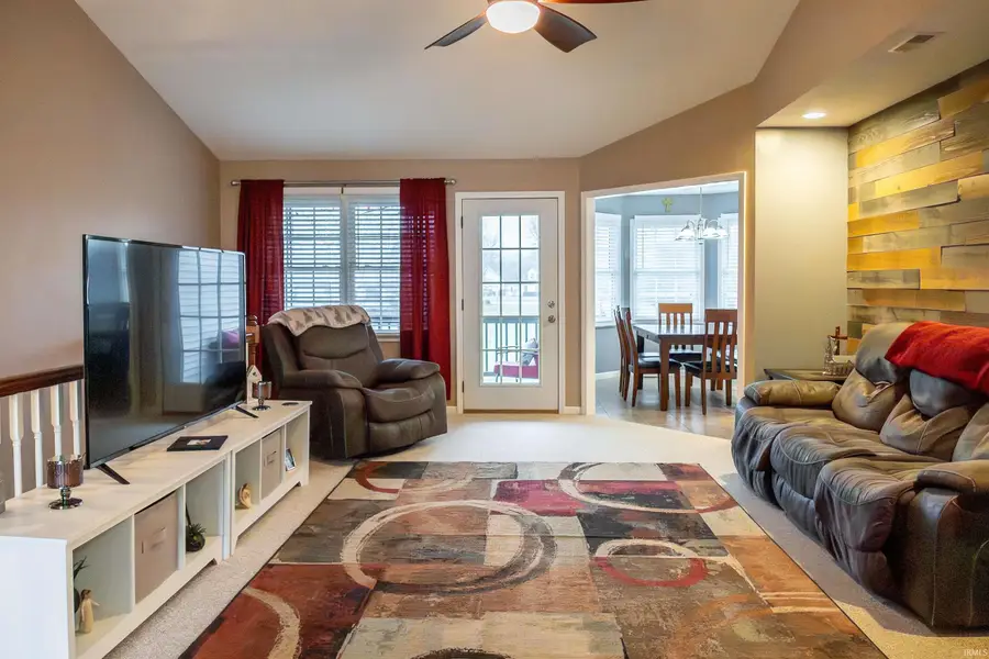 515 Southridge Drive, Bedford, IN 47421 - Image #3