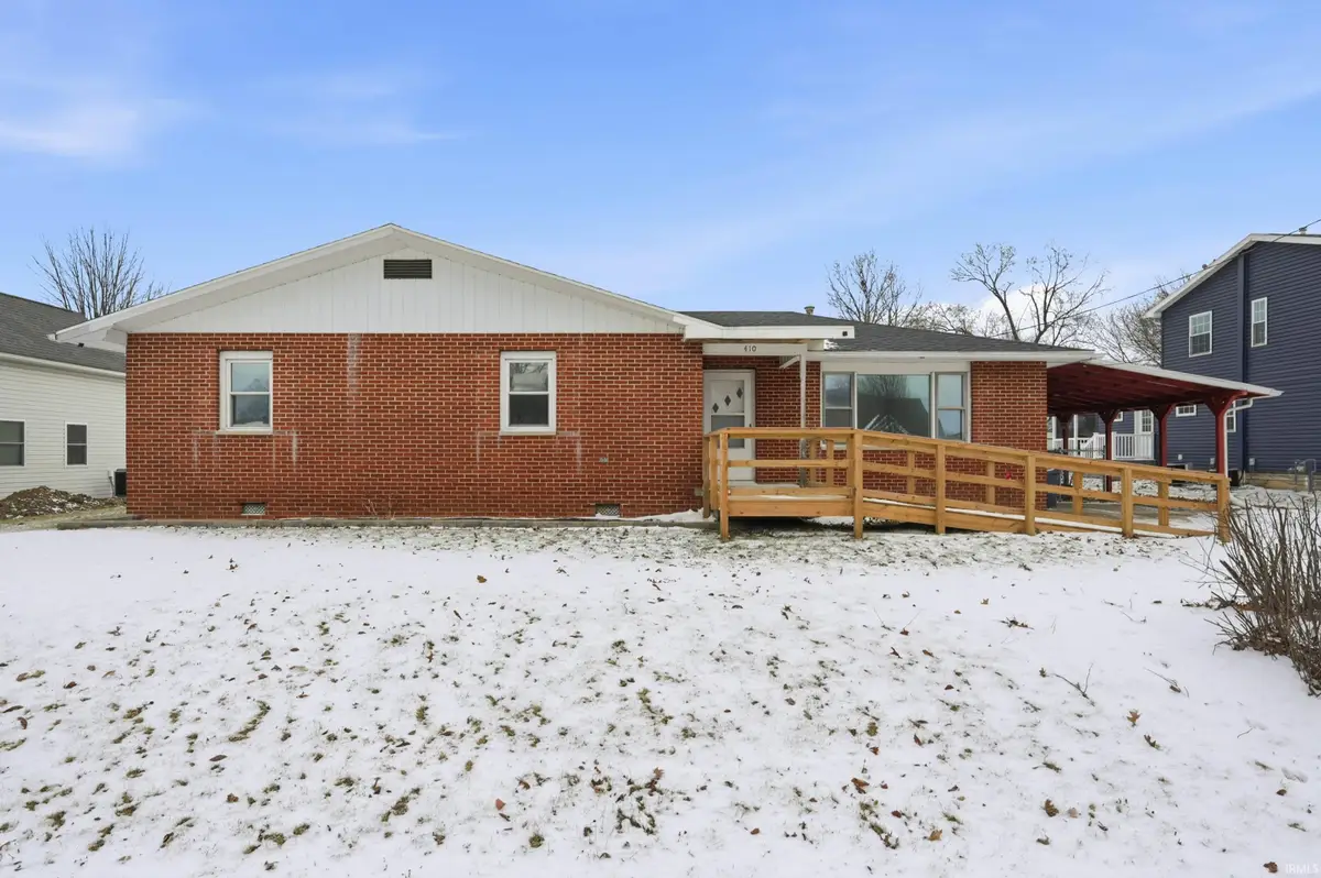 410 N Mulberry Street, Farmland, IN 47340 - Image #1