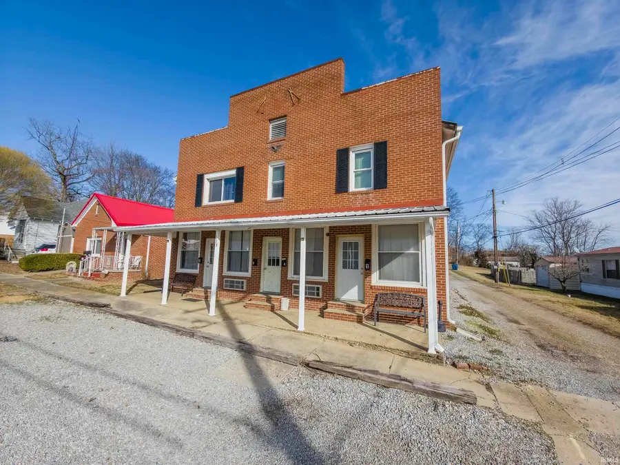 113 S Mulberry Street, Mount Carmel, IL 62863 - Image #2