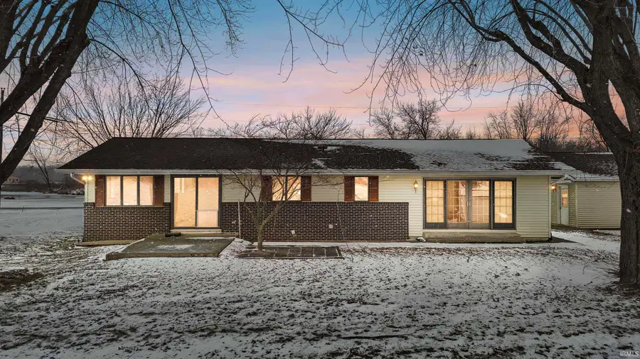 0690 E 635 S - Dallas Lake., Wolcottville, IN 46795 - Image #2