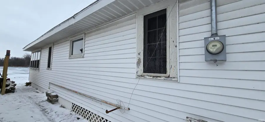 1013 N Edgewater Drive, Silver Lake, IN 46982 - Image #3