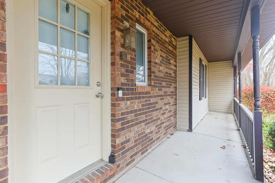 15711 Durham Way, Granger, IN 46530 - Image #2