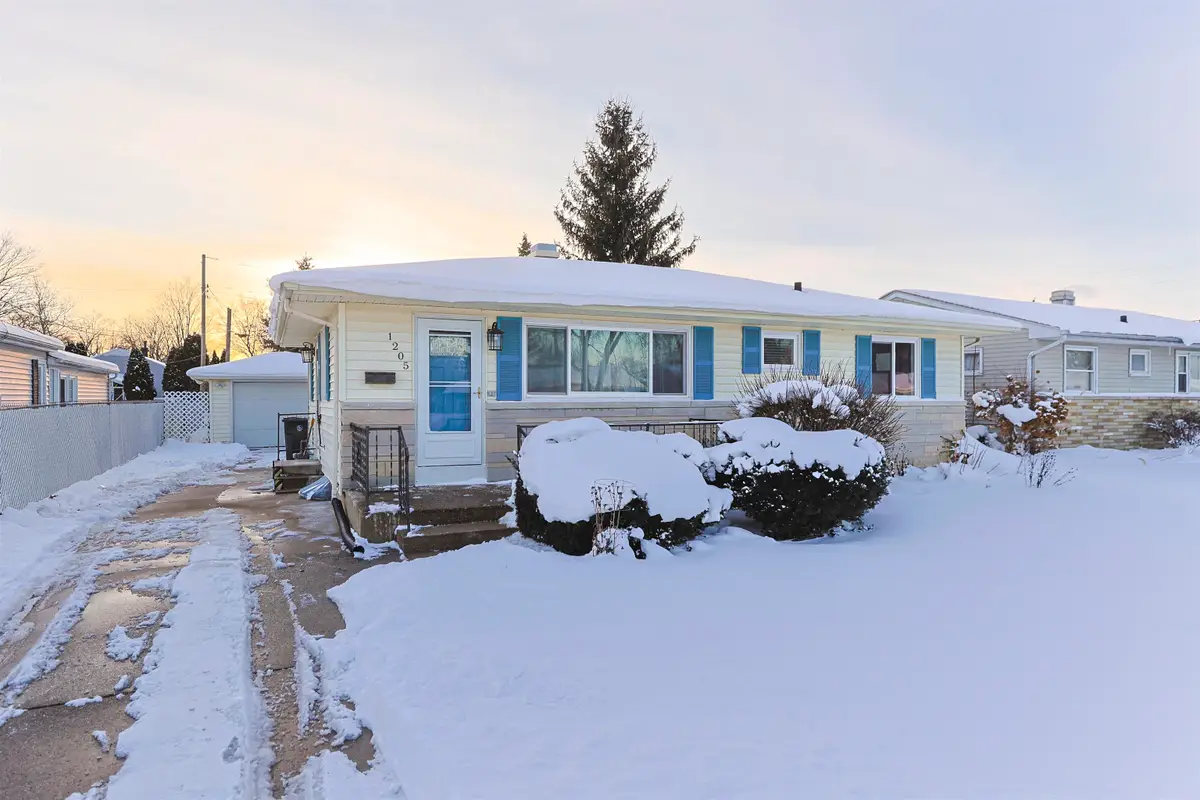 1205 Pyle Avenue, South Bend, IN 46615 - Image #1