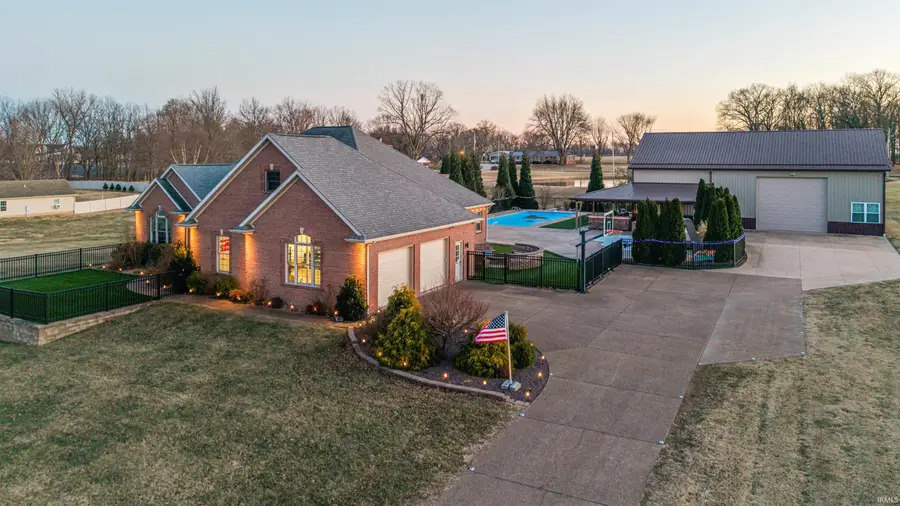 12444 S Brook Drive, Haubstadt, IN 47639 - Image #2