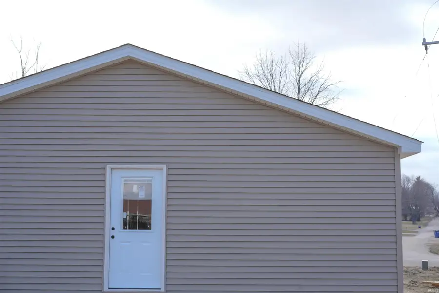 511 College Avenue, Mitchell, IN 47446 - #3