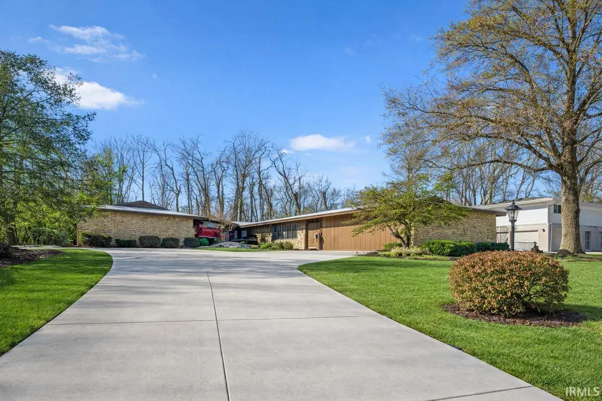 943 Gustave Place, Marion, IN 46952 - Image #1